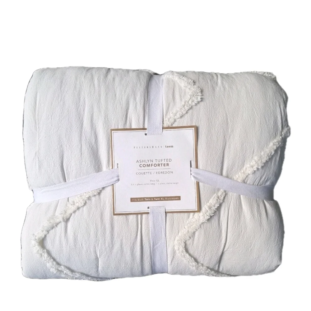 Pottery Barn Teen Ashlyn Tufted Comforter Twin XL White Dorm Bedding